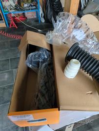 ammortizzatore ant sx per Ford Fiesta mk6 2010