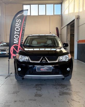 Mitsubishi Outlander 2.2 DI-D Instyle 7 p.ti DPF