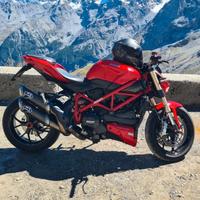 Ducati streetfighter 848