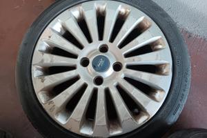 Cerchi in lega 16 pollici Ford