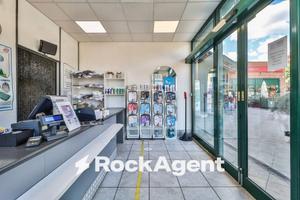 CENTRO COMMERCIALE SAN RUFFILLO 10% REDDITIVITÀ LA