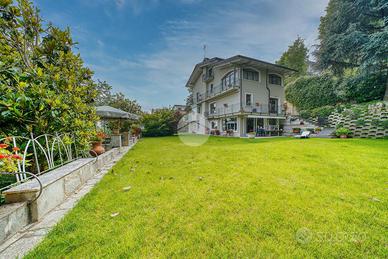 VILLA SINGOLA A RIVOLI