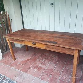 tavolo in legno 