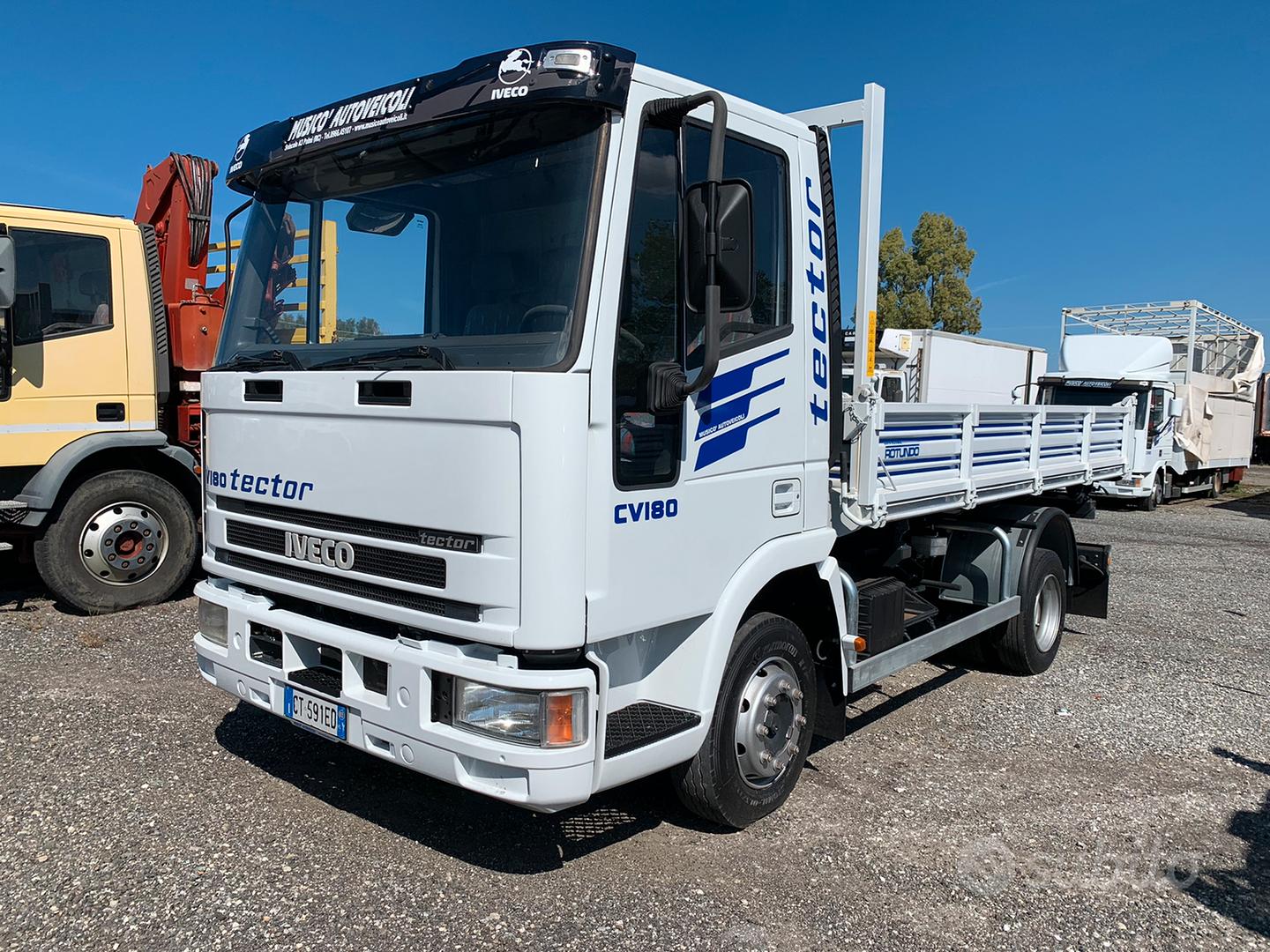 Subito Musicò Autoveicoli Iveco EuroCargo 90E18 Tector Ribaltabile Trilatera Veicoli