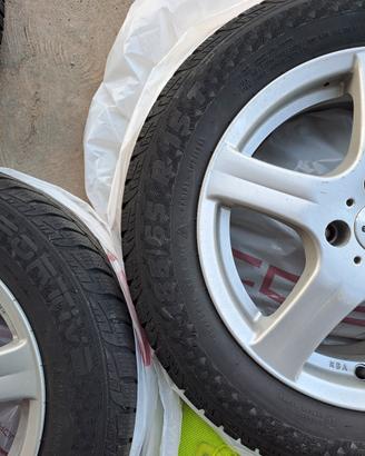 gomme da neve e cerchi in lega