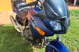 Honda CBF 600S Anno 2004