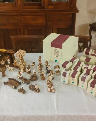 Presepe da collezione Thun da collezione 39 pezzi