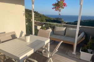 Porzione di villino tra Gaeta e Sperlonga