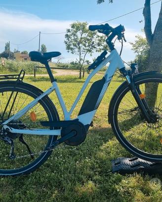 E-bike women Lapierre bici elettrica