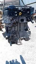 MOTORE PEUGEOT 208 1,2 VTI CODICE HM01 KM 77000 AN