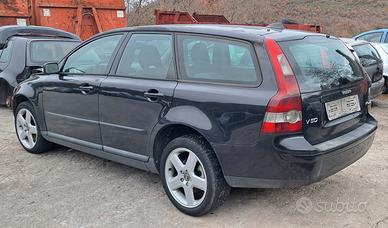 Ricambi Volvo V50