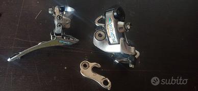 Deragliatori anteriore e posteriore Shimano sora 