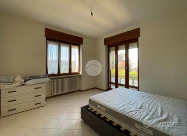 4 LOCALI A NIZZA MONFERRATO