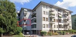 Immobile in asta di 120 m² con 4 locali e box auto