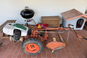 Motocoltivatore Pasquali con fresa e assolcatore