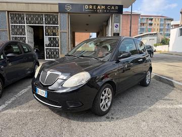 Lancia Ypsilon 1.2 Argento