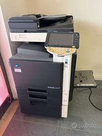 Stampante multifunzione Konica Minoltabizhub C220