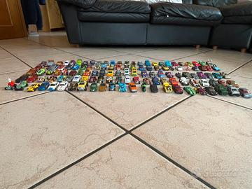 Lotto 122 hotwheels