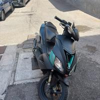 Aprilia sr factory