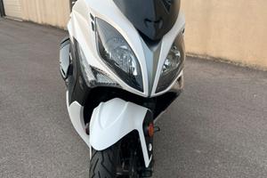 Kymco Xciting 400i abs
