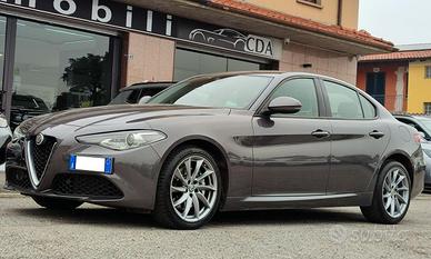 ALFA ROMEO Giulia 2.2TD 180CV AT8 AWD Q4 BUSINES