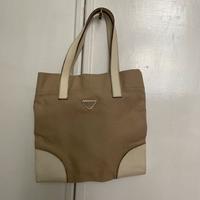 Prada Borsa a mano in iuta beige dettagli in pelle