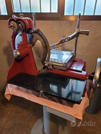 Affettatrice a volano