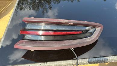 Fari posterior Porsche macan 3000 Diesel 2016