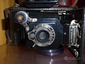 macchina fotografica a soffietto scatola magica