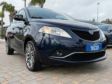 Lancia Ypsilon 1.2 69CV 5porte Platinum Navi Pelle