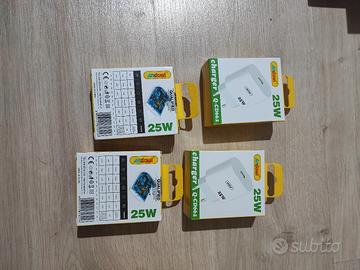 caricatore 25 watt kit 4 pezzi