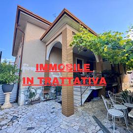 VILLA SINGOLA A CALCINATO