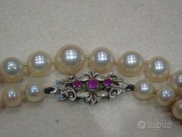 Bella  Collana di perle di mare chiusura oro 750