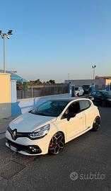 CLIO RS TROPHY 2015