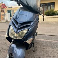 Aprilia Leonardo 125