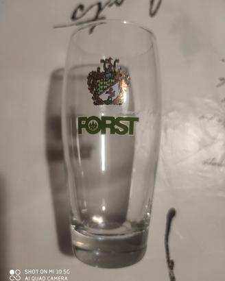 bicchieri da birra con logo