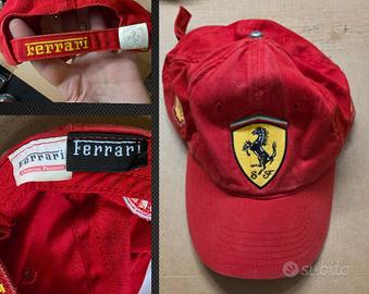 cappellino ferrari anni 80,si spedizione 