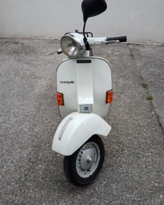 Vespa px125e