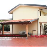 Villetta a schiera capofila