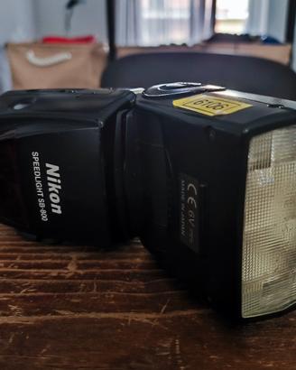 Flash Nikon SB-800