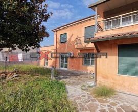 CAVARZERE: complesso immobiliare