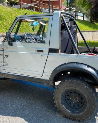 SUZUKI SJ413 SAMURAI