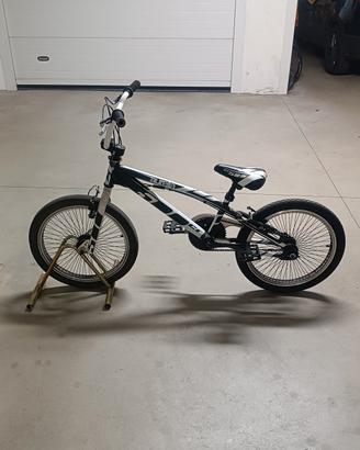 BMX aurelia