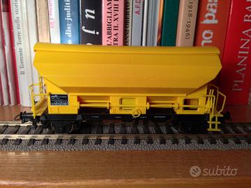 Lima vagone tramoggia con diorama