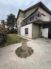 CAMPAGNA LUPIA CENTRO Casa Singola con scoperto