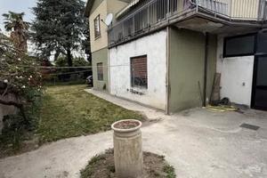 CAMPAGNA LUPIA CENTRO Casa Singola con scoperto
