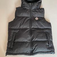 Smanicato Moncler S