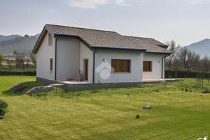 PORZIONE DI BIFAMILIARE A POTENZA