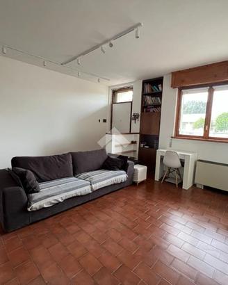 VILLA A SCHIERA A VIGEVANO