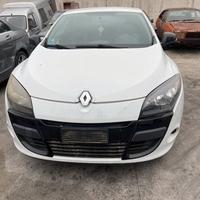 Renault Megane 2010 Benzina Demolita - Per Ricambi